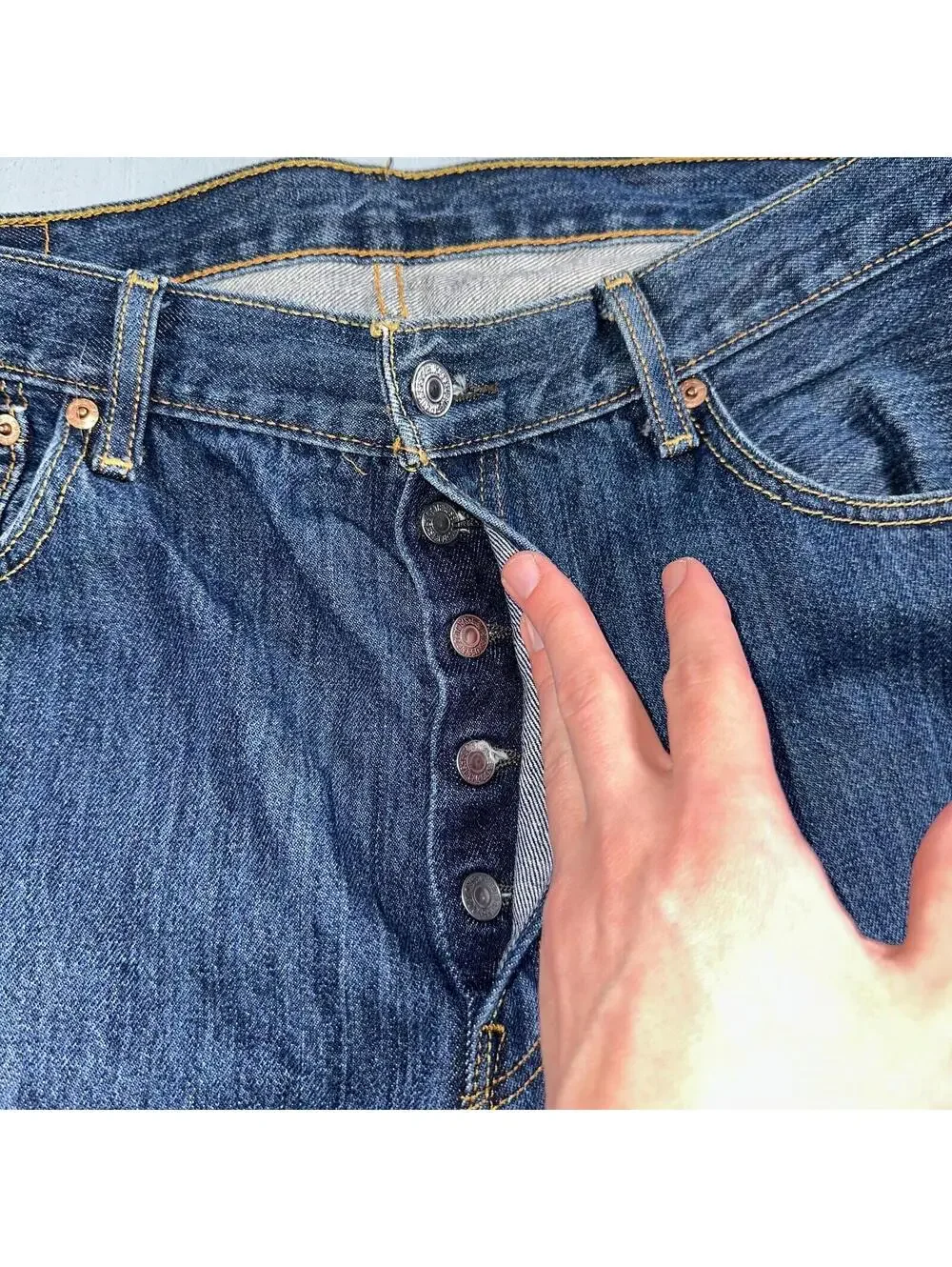Levis 501 Vintage Y2K Egypt Straight Leg Jeans 36x32 Med Wash Act 36x30